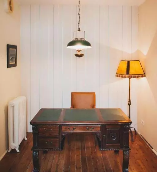 Alamar Salinas   Hostel