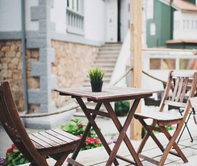 Alamar Salinas   Hostel