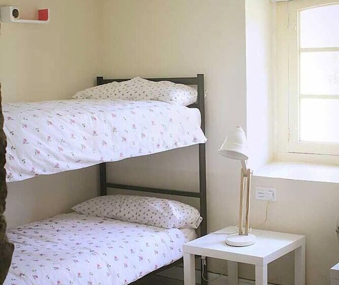 Alamar Salinas   Hostel