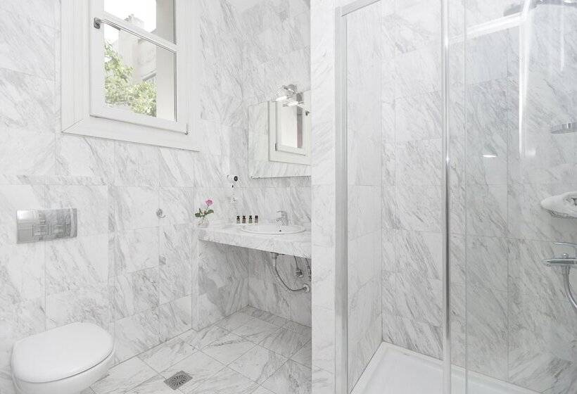 Gatto Perso Luxury Studio Apartments