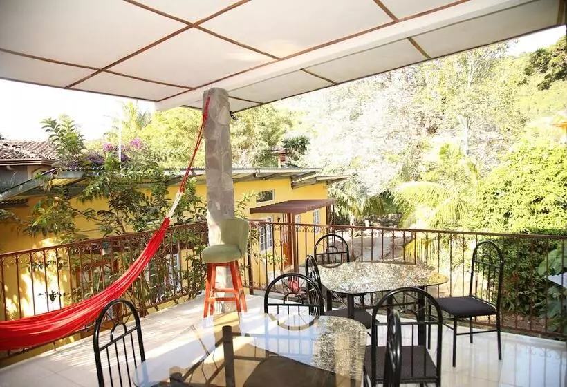 Hostal Gaia   Hostel