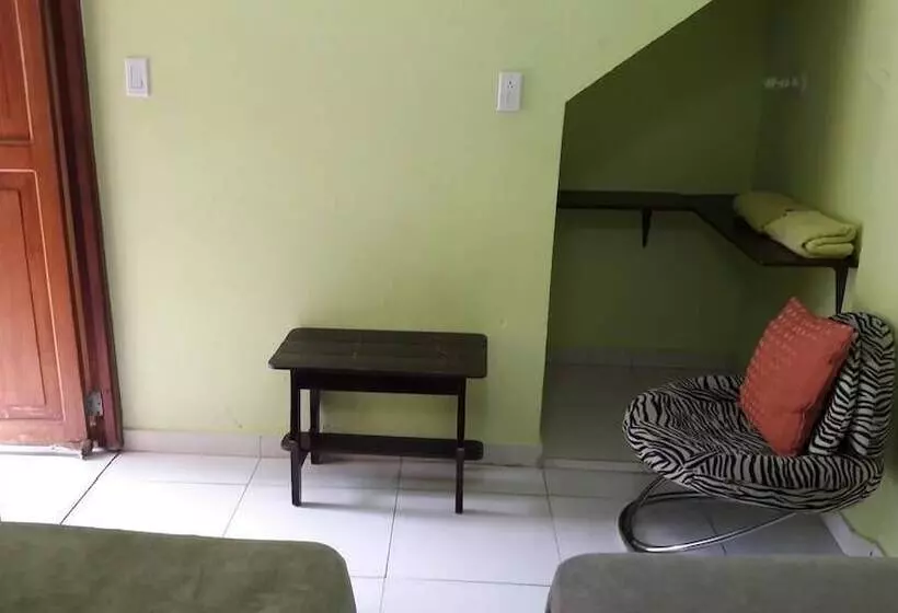 Hostal Gaia   Hostel