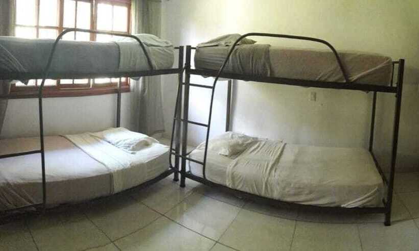 Hostal Gaia   Hostel