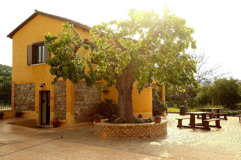 בית מלון כפרי Al Grande Gelso