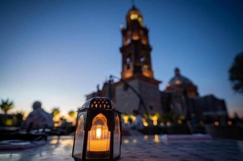 هتل Casa Blanca 7