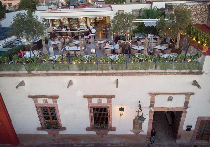 هتل Casa Blanca 7