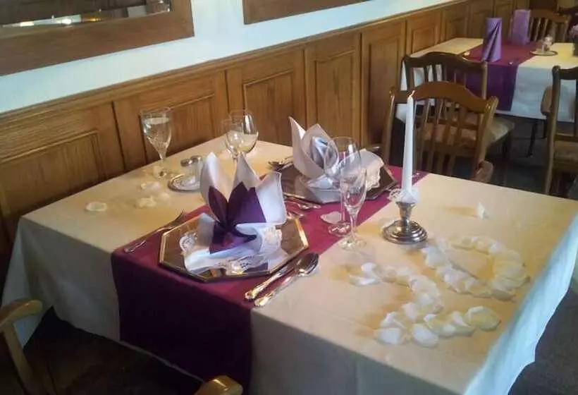 Hotelli Gasthof Vossbur