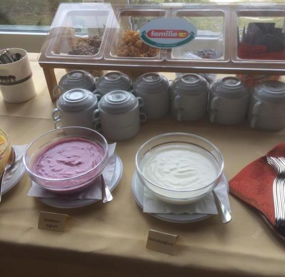 בית מלון כפרי Restaurant Heidihof