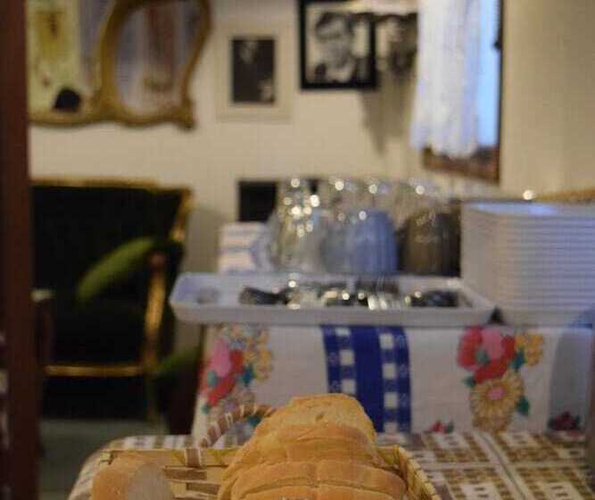 Malevo Murana Hostel