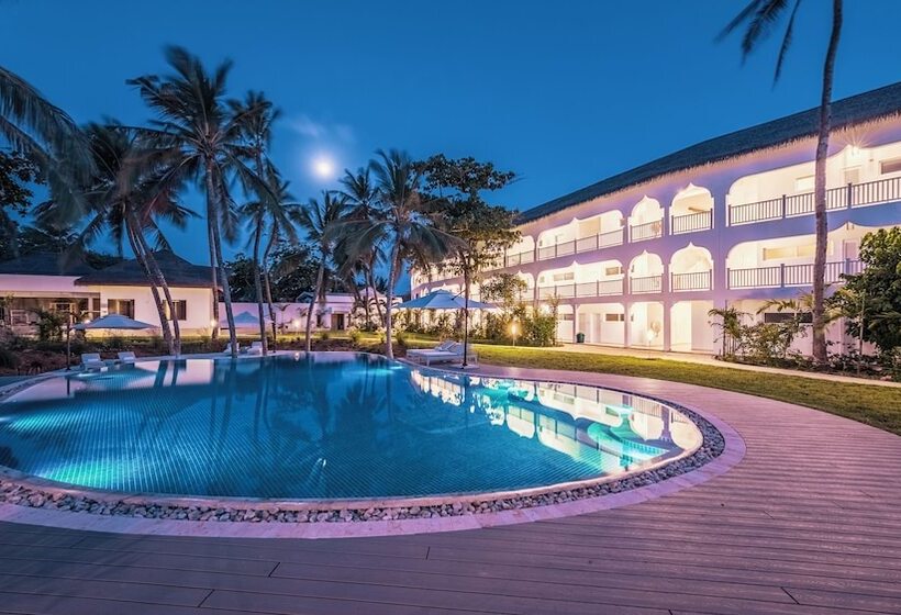 استراحتگاه Hemingways Watamu