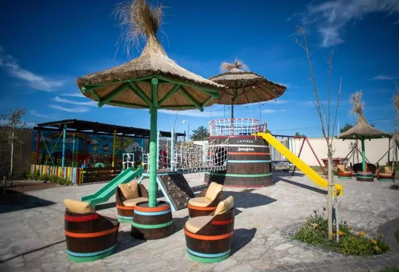 Lomakeskus La Finca Multiespacio