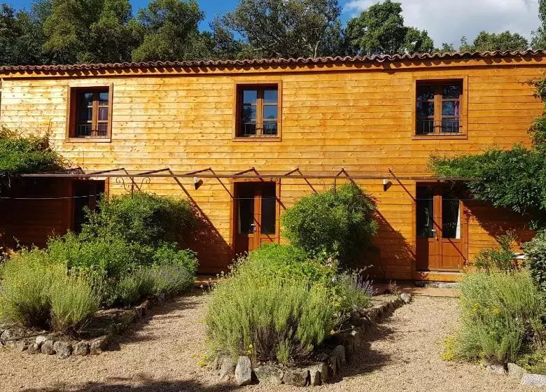 تختخواب و صبحانه Chambres D Hôtes Barraconu