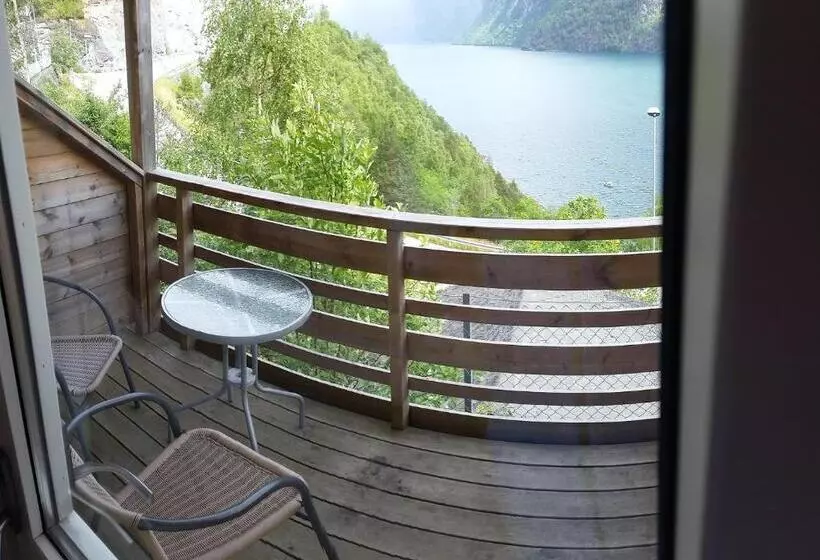 Hellesylt Hostel And Motel