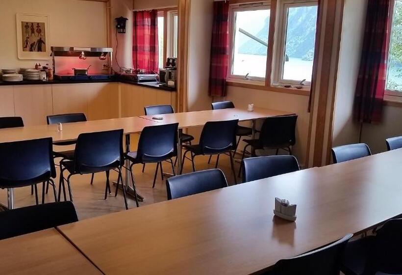 Hellesylt Hostel And Motel