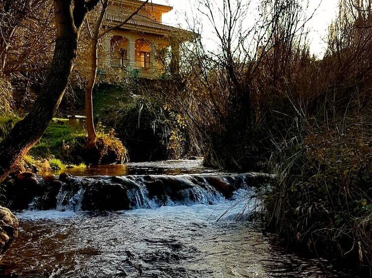 Hospedium Hostal Sierra Del Agua