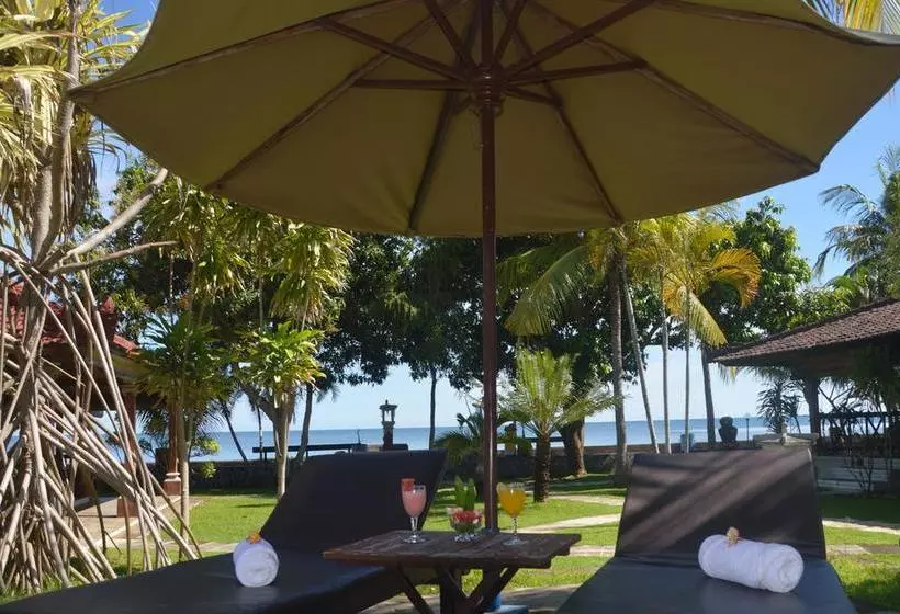 هتل Bagus Beach Resort Lovina