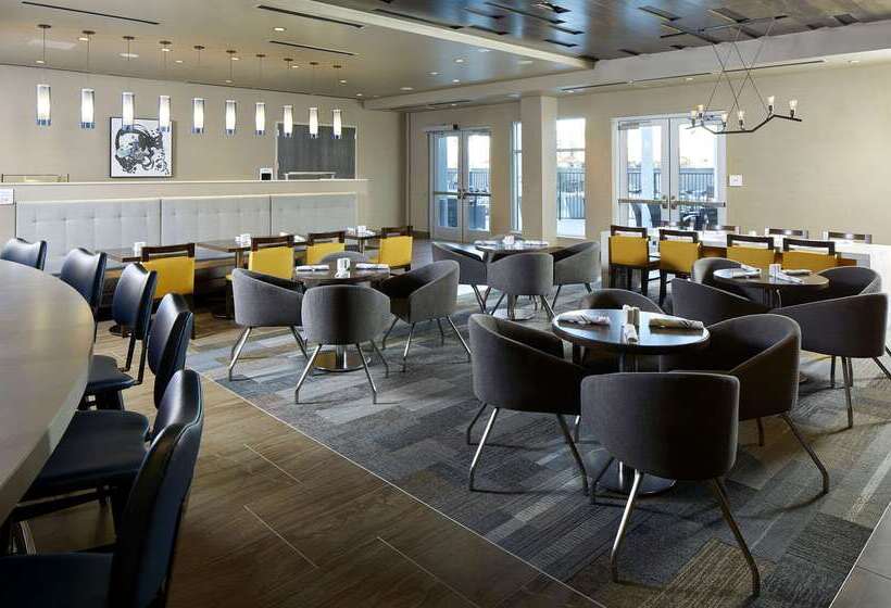 Cambria Hotel Phoenix Chandler   Fashion Center