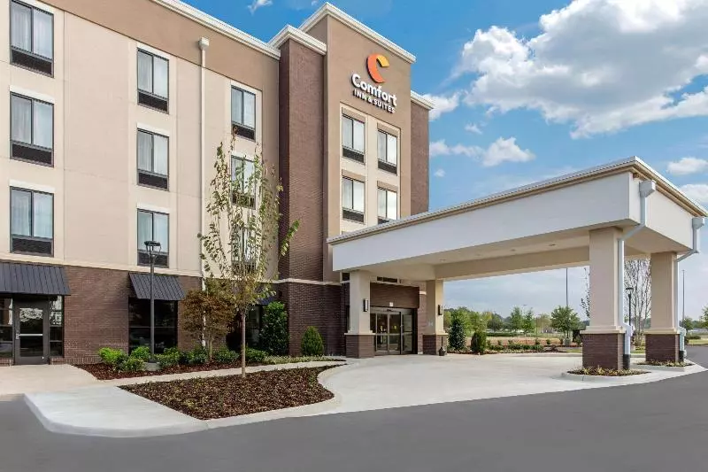 ホテル Comfort Inn & Suites At Crossplex Village