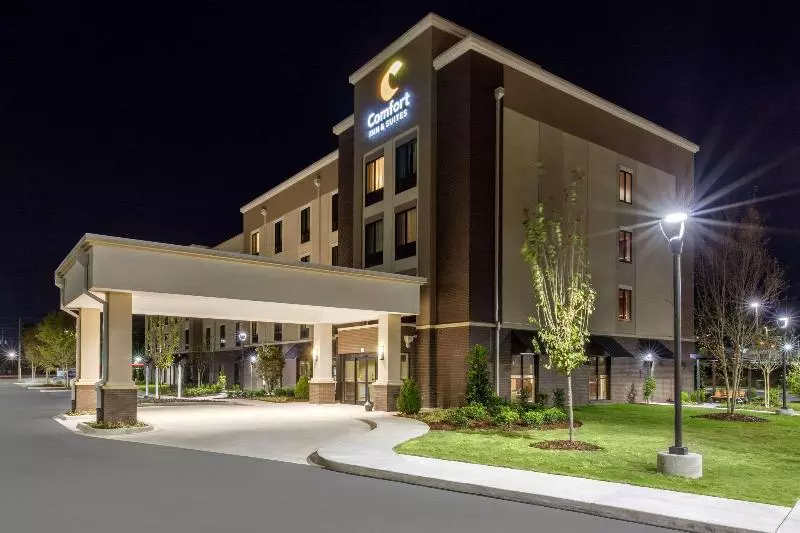 ホテル Comfort Inn & Suites At Crossplex Village