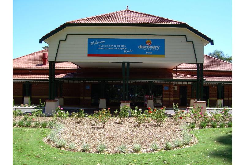 Отель Discovery Parks  Perth Airport