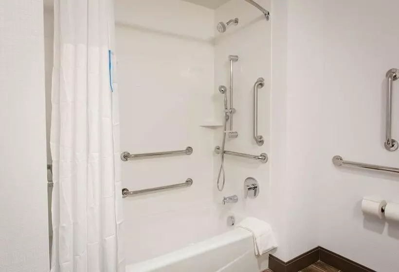 هتل Hampton Inn & Suites St. George, Ut