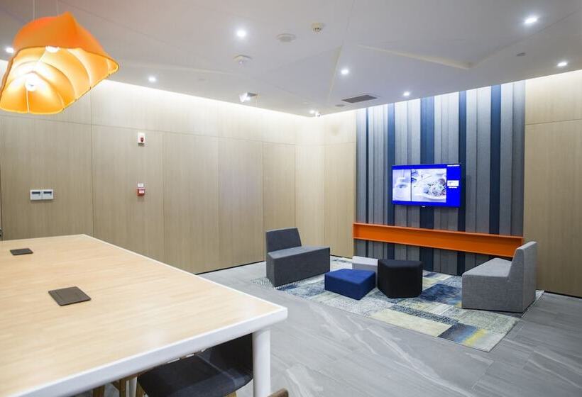 Otel Holiday Inn Express Sanya Bay By Ihg