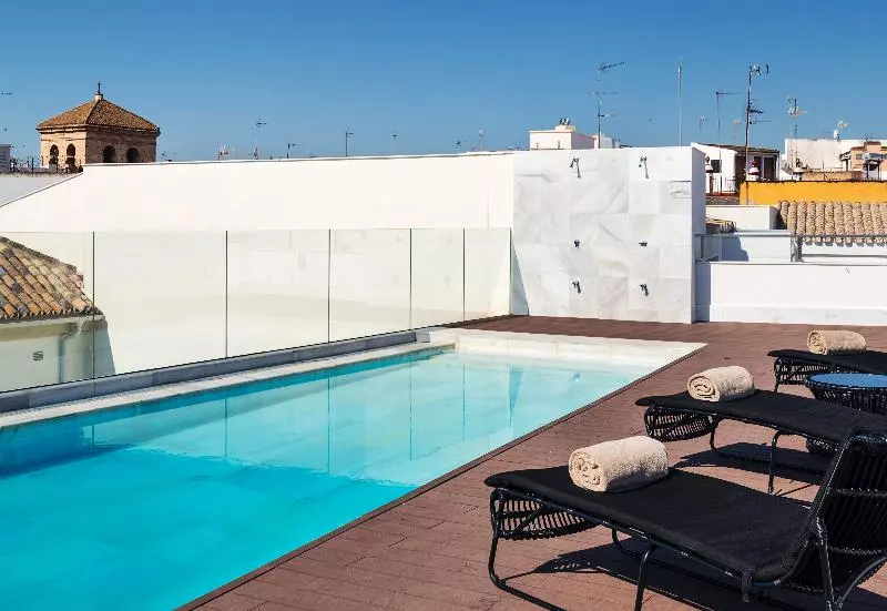 Hotelli One Shot Palacio Conde De Torrejon 09