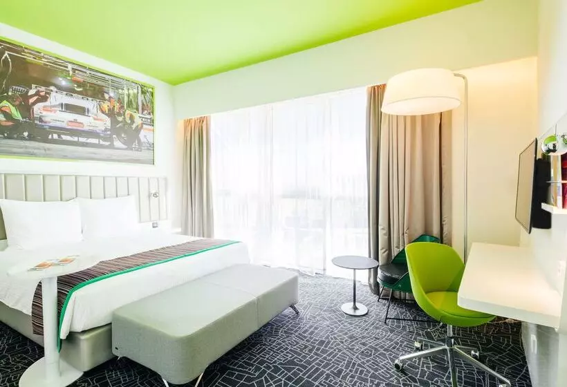 هتل Park Inn By Radisson Dubai Motor City