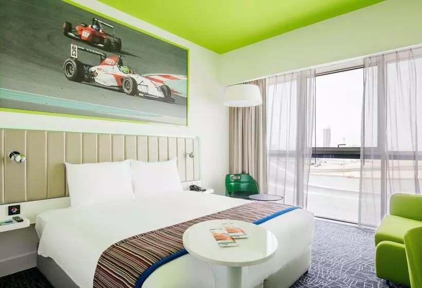 هتل Park Inn By Radisson Dubai Motor City