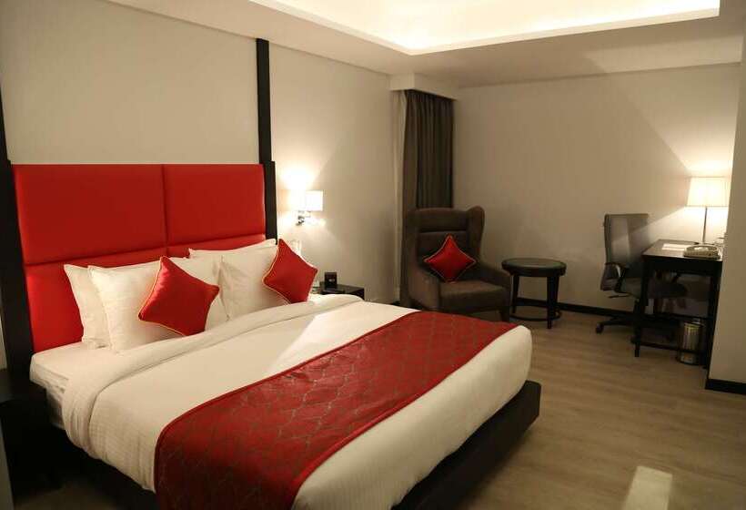 هتل Ramada Encore Jalandhar