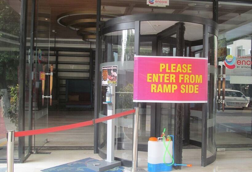 هتل Ramada Encore Jalandhar