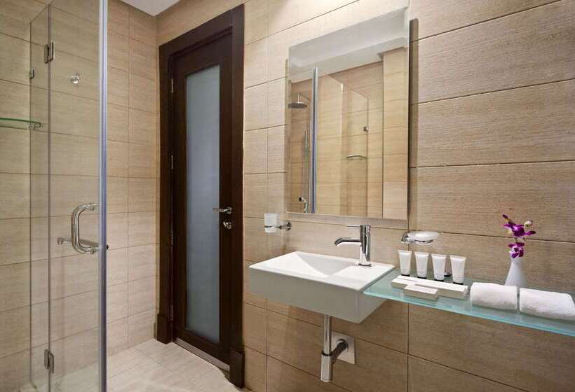 Otel Ramada Encore By Wyndham Kuwait Downtown