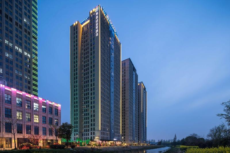 호텔 Ramada Encore By Wyndham Yangzhoudong Railway Station