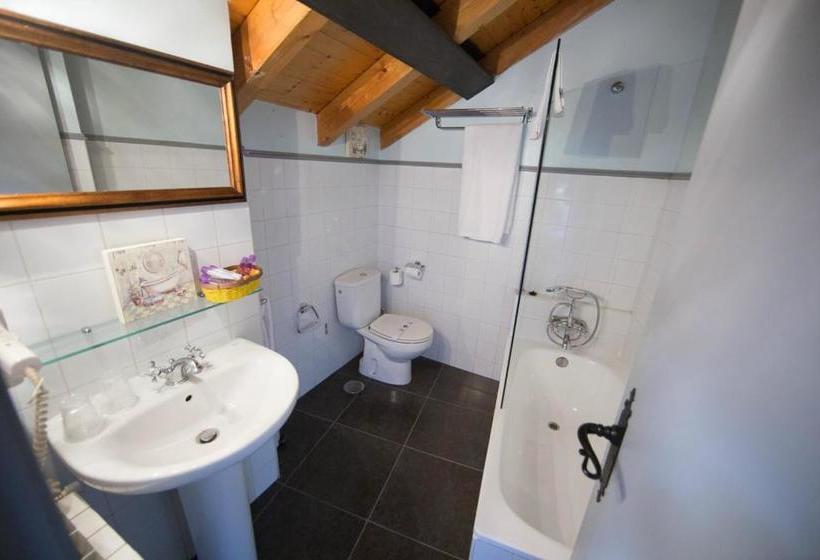 هتل روستایی El Capricho De Valérie