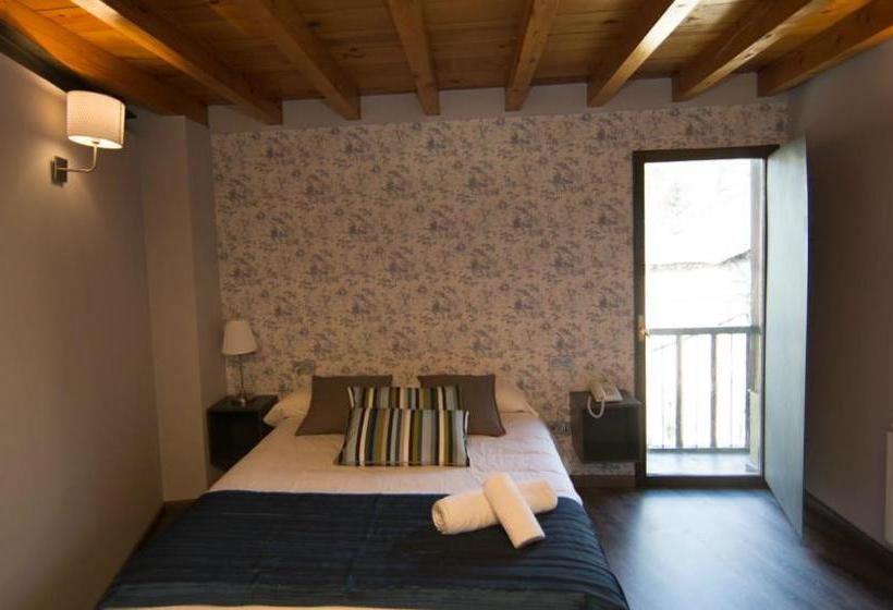 هتل روستایی El Capricho De Valérie