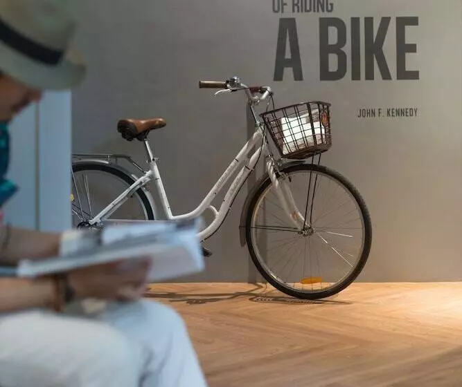 Hotelli Saturdays Residence By Brown Starling