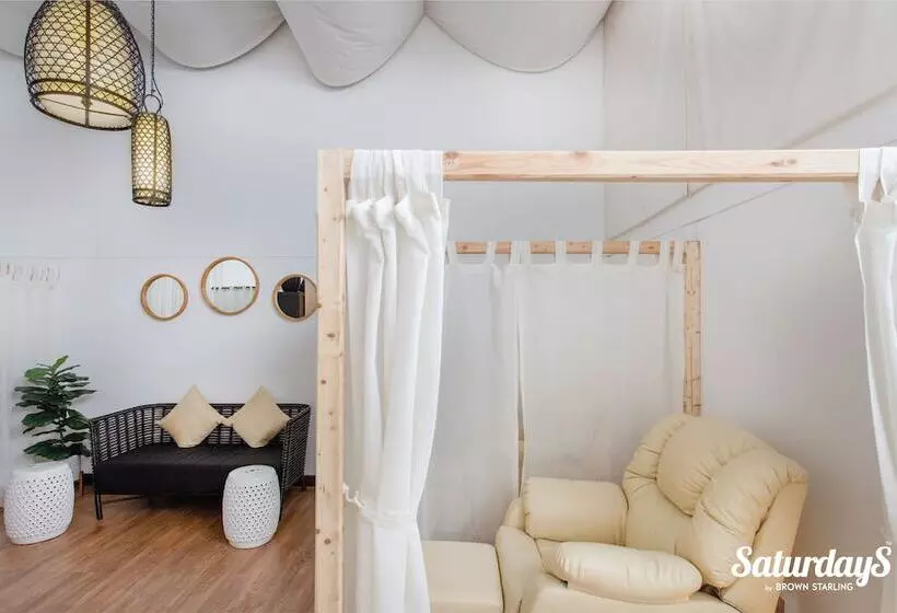 Hotelli Saturdays Residence By Brown Starling