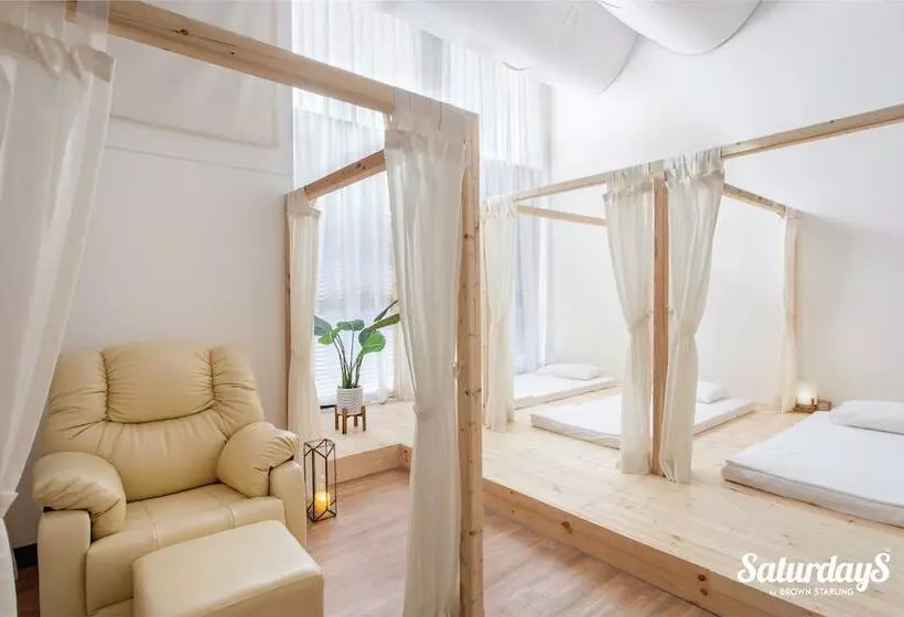 Hotelli Saturdays Residence By Brown Starling