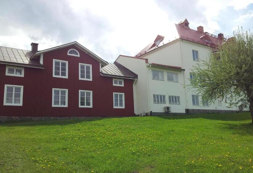 Utbygårdens Hostel