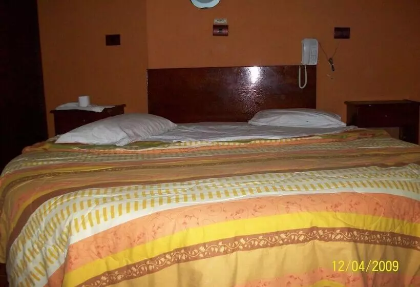 هاستل Conquistador