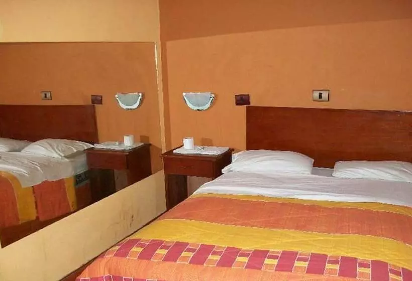 هاستل Conquistador