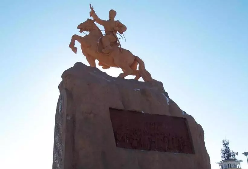 هاستل Ub Guesthouse & Tours