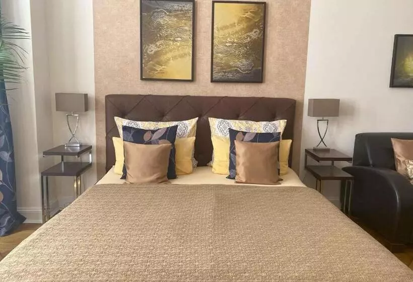 Bed & Breakfast Boutique Hotel Mittendrin Berlin