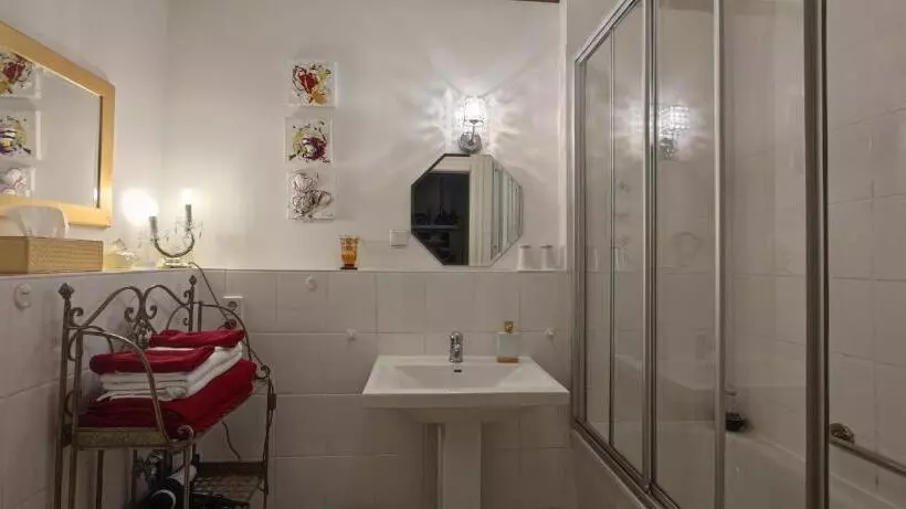 Bed & Breakfast Boutique Hotel Mittendrin Berlin