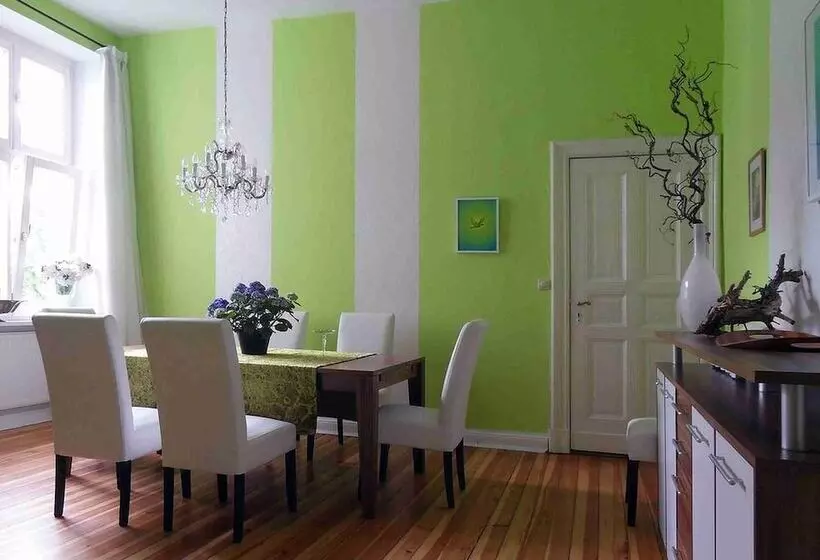 Bed & Breakfast Boutique Hotel Mittendrin Berlin