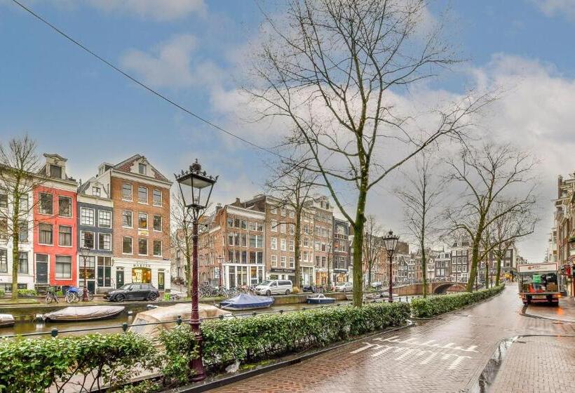 تختخواب و صبحانه Spiegelgracht Apartments With Canal View
