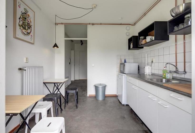 Hotel Bed And Breakfast Zuid Oost Heesterveld / Bnb Zoh