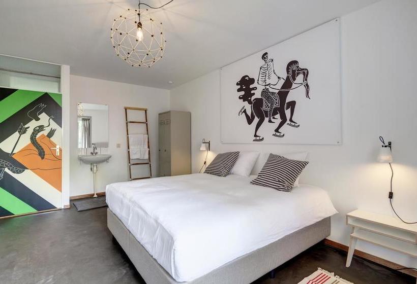 Hotel Bed And Breakfast Zuid Oost Heesterveld / Bnb Zoh