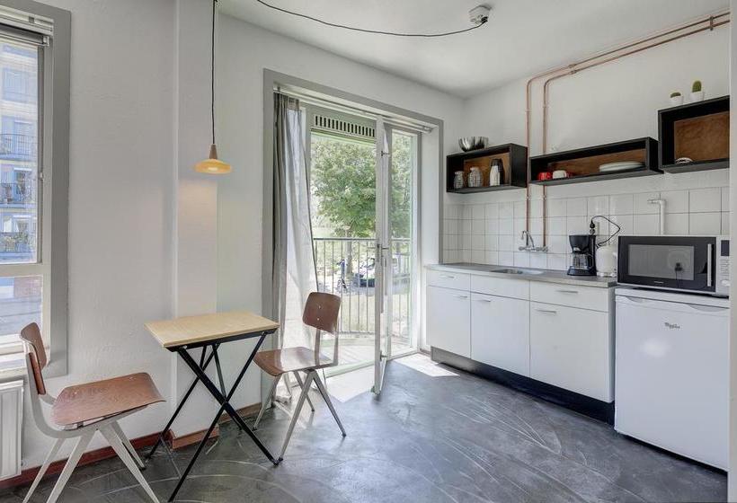 Hotel Bed And Breakfast Zuid Oost Heesterveld / Bnb Zoh