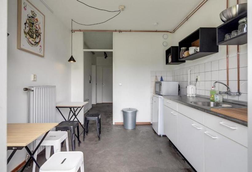 Hotel Bed And Breakfast Zuid Oost Heesterveld / Bnb Zoh